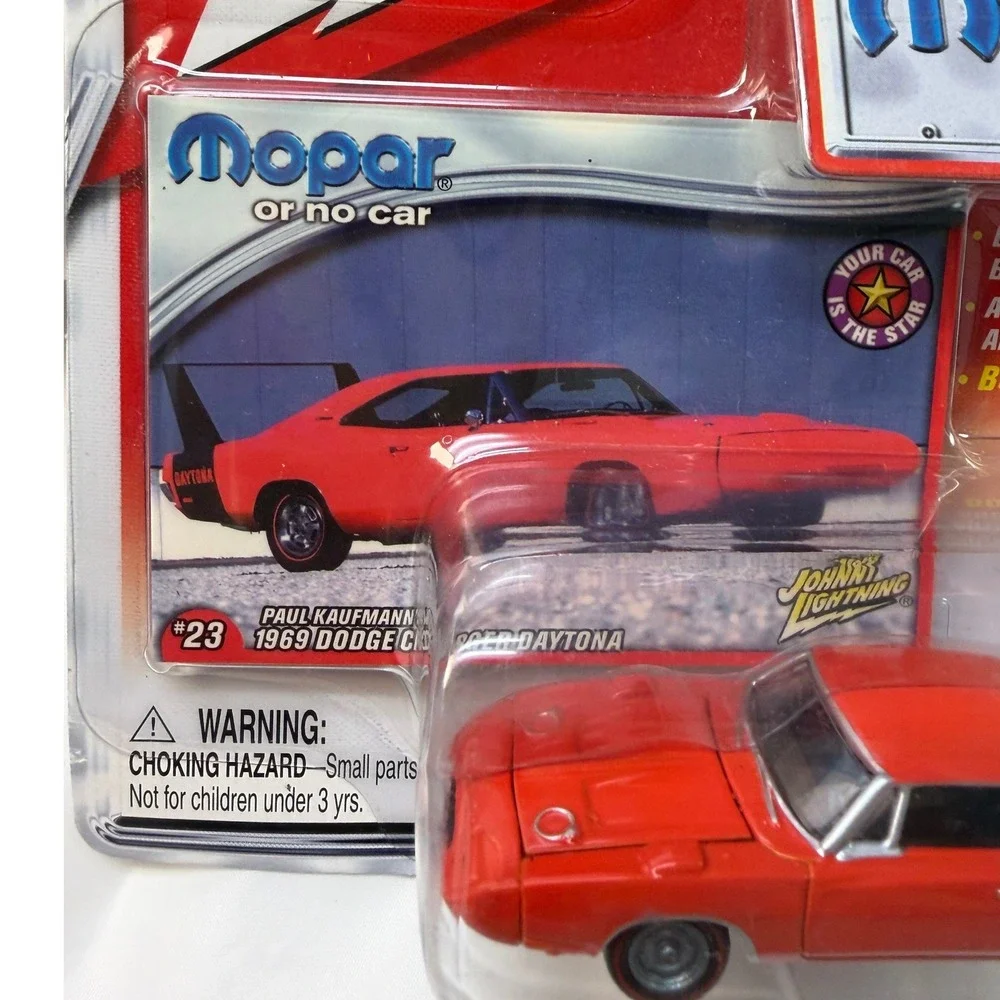 Johnny Lightning 1969 Dodge Charger Daytona Mopar Or No Car Orange 1/64 239-04